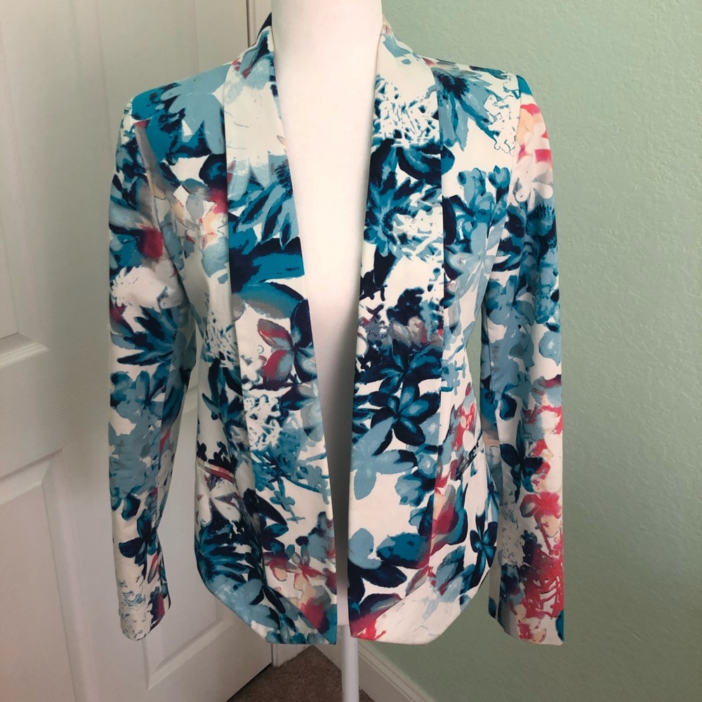 Floral shawl collar jacket size SP NWOT